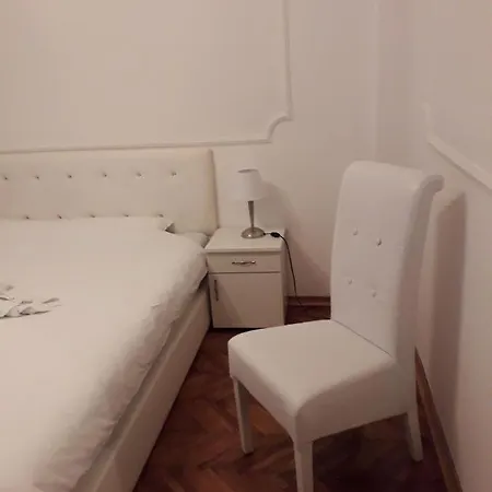 Dunja Ns Апартаменты *