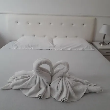 Dunja Ns Apartment *