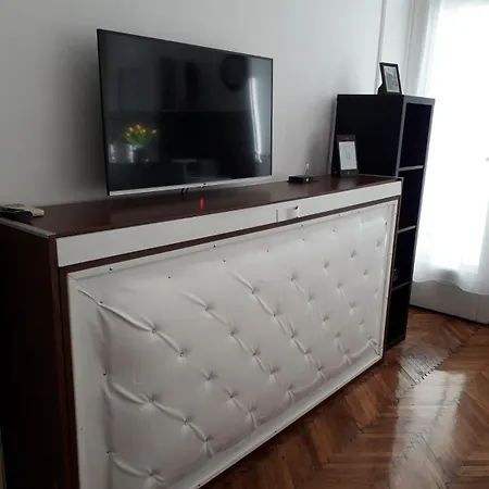 アパート Dunja Ns ノヴィ・サド