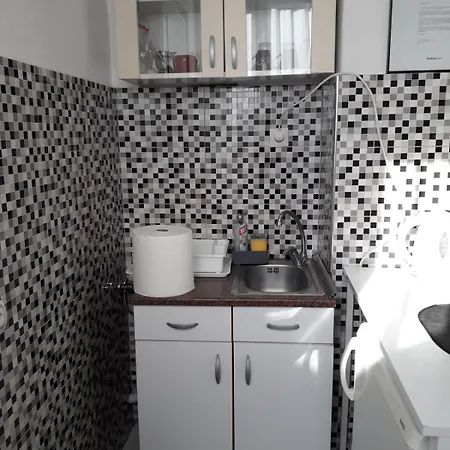 Dunja Ns Апартаменты Нови-Сад